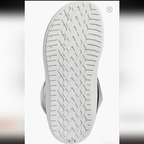 New Jeffrey Campbell Snowed 2 Platform Black Winter Plush Comfortable Boot 5.5 - Picture 3 of 6